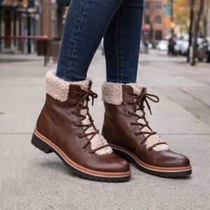 Tommy Hilfiger TWROn2-T Brown Leather Sherpa Trim Ankle Boots Cozy Lace-Up